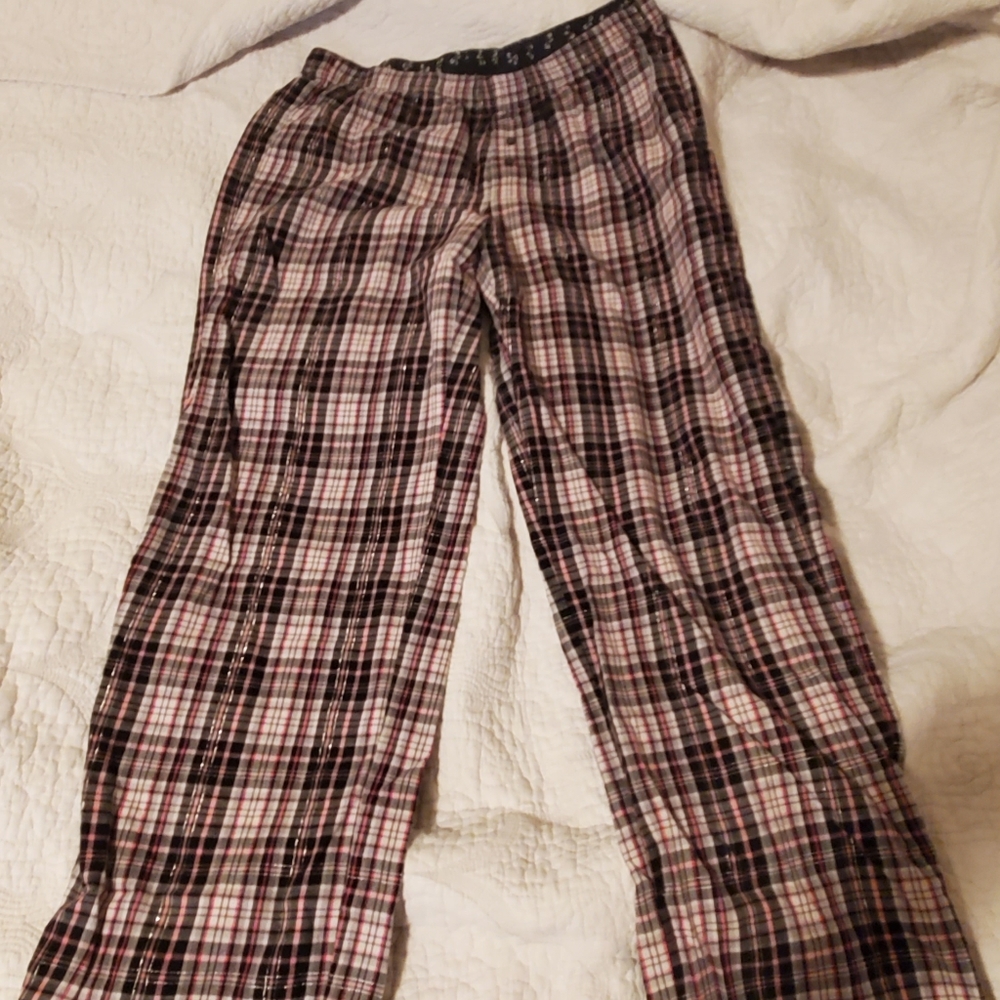 Pjs - Picture 3 of 3
